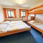 Chalet Barborka - Národní Park Krkonoše, Sauna, Bazén, Dětské Hřiště, Gril, 6 Pokojů, Kuchyň, Společenská Místnost S Krbem *