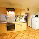 Chalet Barborka - Národní Park Krkonoše, Sauna, Bazén, Dětské Hřiště, Gril, 6 Pokojů, Kuchyň, Společenská Místnost S Krbem