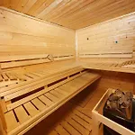 Barborka - Národní Park Krkonoše, Sauna, Bazén, Dětské Hřiště, Gril, 6 Pokojů, Kuchyň, Společenská Místnost S Krbem Chalet