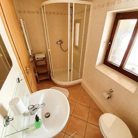 Barborka - Národní Park Krkonoše, Sauna, Bazén, Dětské Hřiště, Gril, 6 Pokojů, Kuchyň, Společenská Místnost S Krbem *
