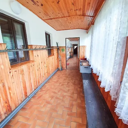 Barborka - Národní Park Krkonoše, Sauna, Bazén, Dětské Hřiště, Gril, 6 Pokojů, Kuchyň, Společenská Místnost S Krbem Chalet Vrchlabí