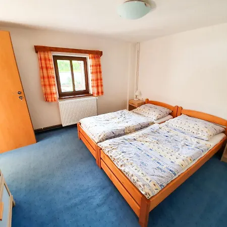 Chalet Barborka - Národní Park Krkonoše, Sauna, Bazén, Dětské Hřiště, Gril, 6 Pokojů, Kuchyň, Společenská Místnost S Krbem Vrchlabí