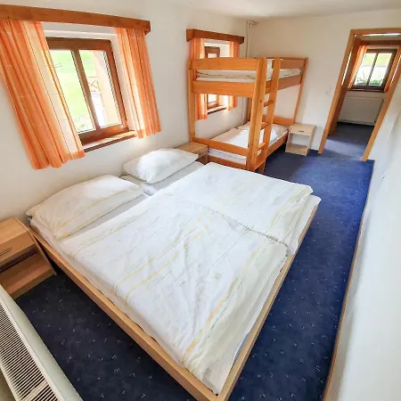 Chalet Barborka - Národní Park Krkonoše, Sauna, Bazén, Dětské Hřiště, Gril, 6 Pokojů, Kuchyň, Společenská Místnost S Krbem