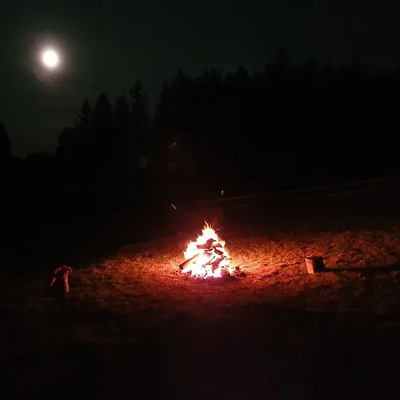 Barborka - Národní Park Krkonoše, Sauna, Bazén, Dětské Hřiště, Gril, 6 Pokojů, Kuchyň, Společenská Místnost S Krbem Chalet